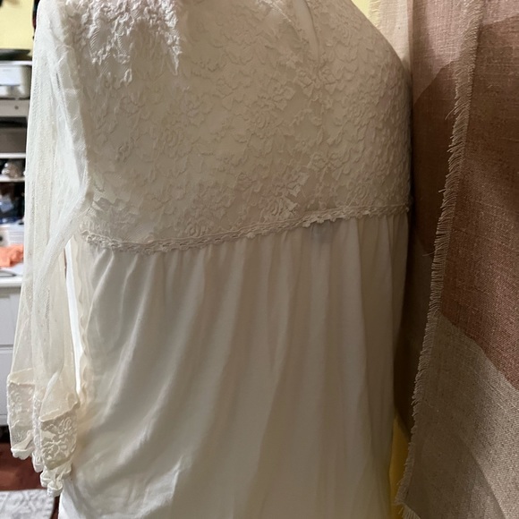 Express Boho Blouse - Picture 4 of 7